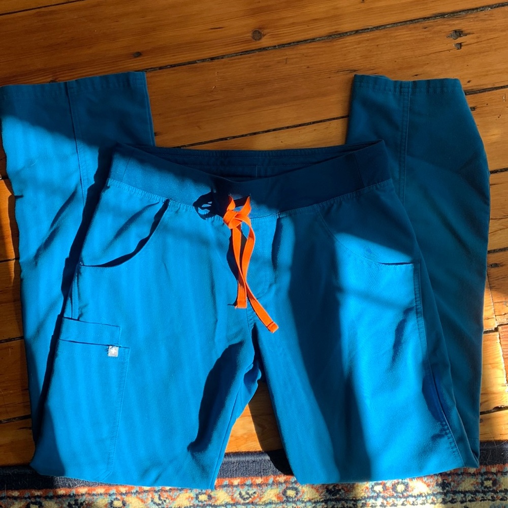 Figs Cargo Scrub Pant